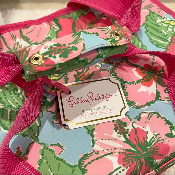 Lilly Pulitzer Beach Cooler - Picture 2 of 11
